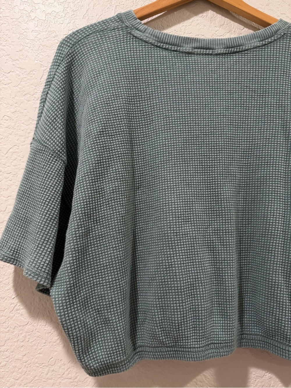 OFFLINE By Aerie Wow! Waffle Cinched T-Shirt Size XL - Picture 8 of 12
